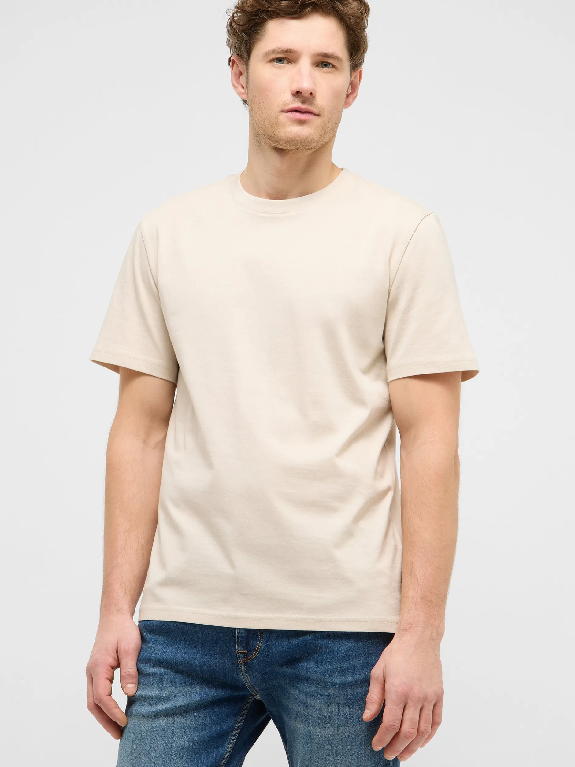 Mustang Herren T-Shirt in ecru - Ausschnitt: Rundhals