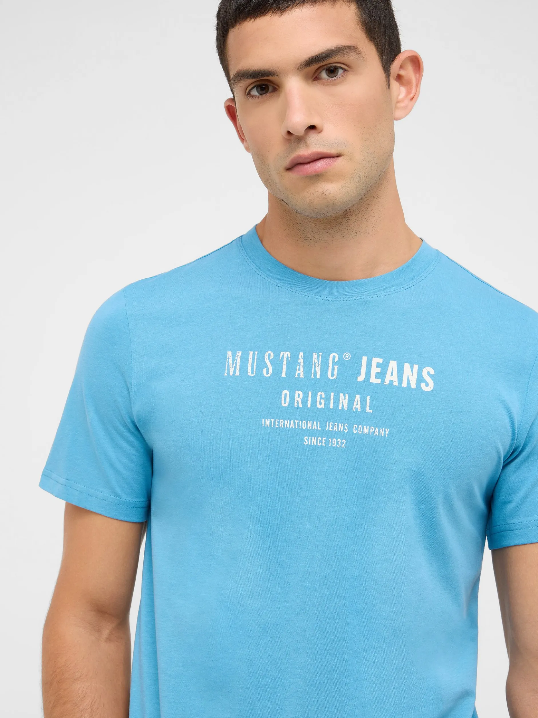 Mustang Herren T-Shirt in hellblau - Ärmel: Halbarm
