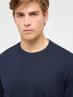 Mustang Herren T-Shirt in marine - Ausschnitt: Rundhals