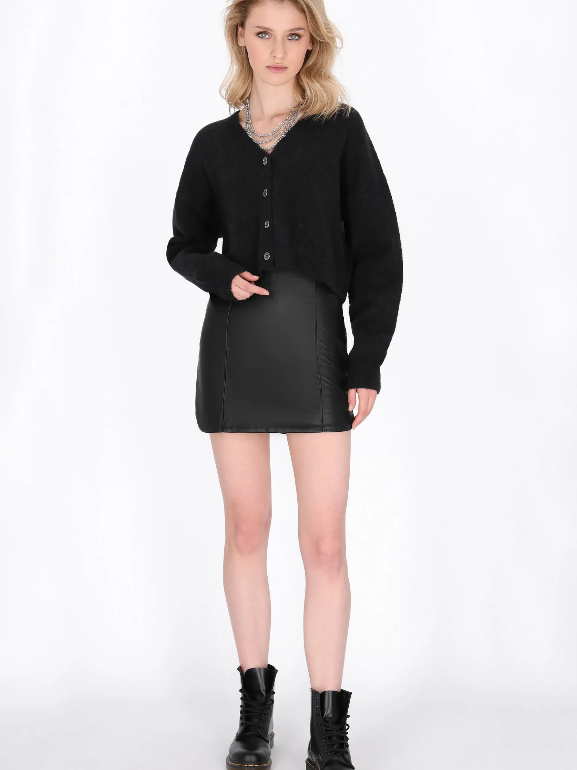 MyMo Damen Strickjacke in schwarz