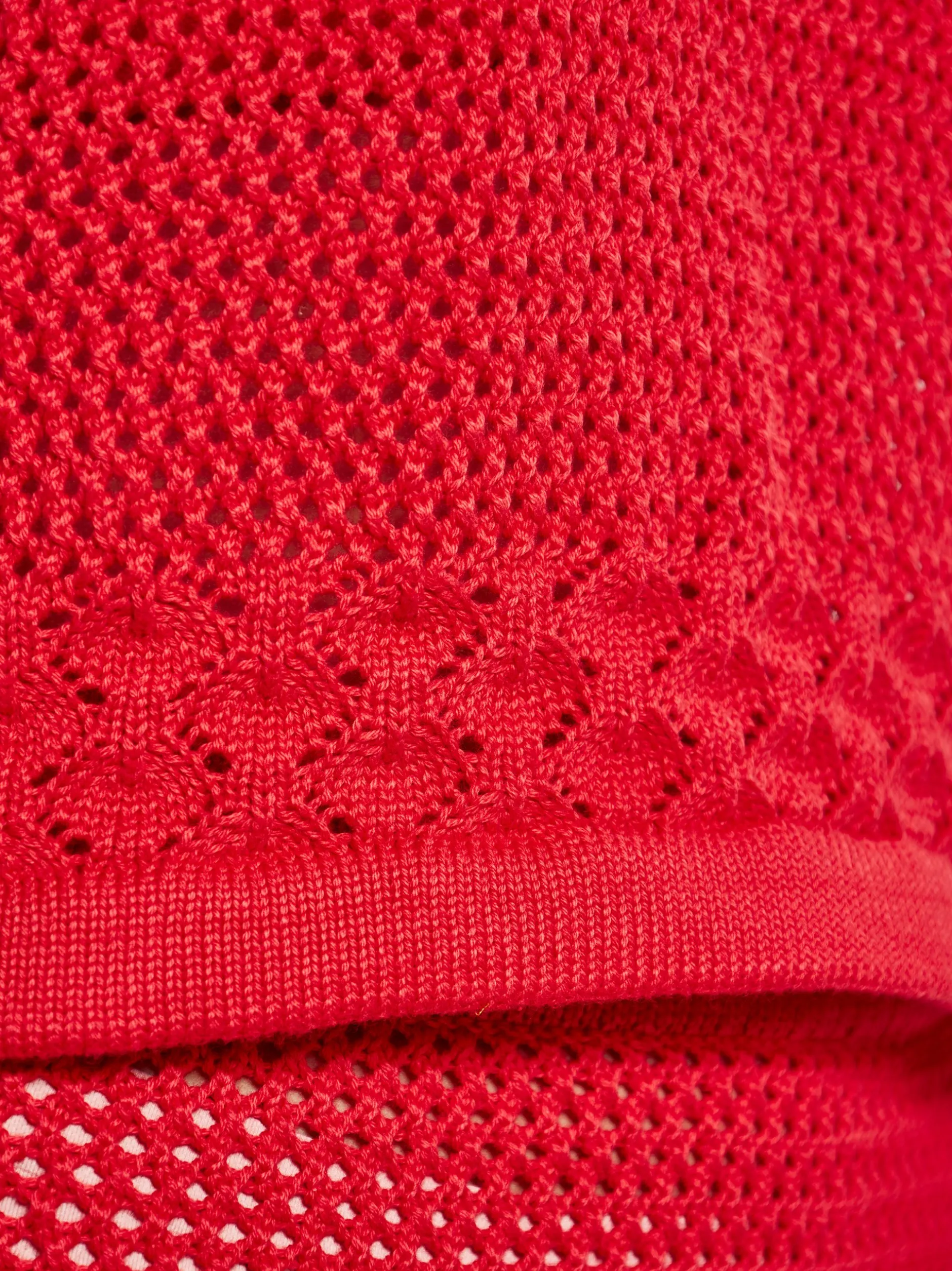 MyMo Damen Stricktop in rot - Ausschnitt: Rundhals