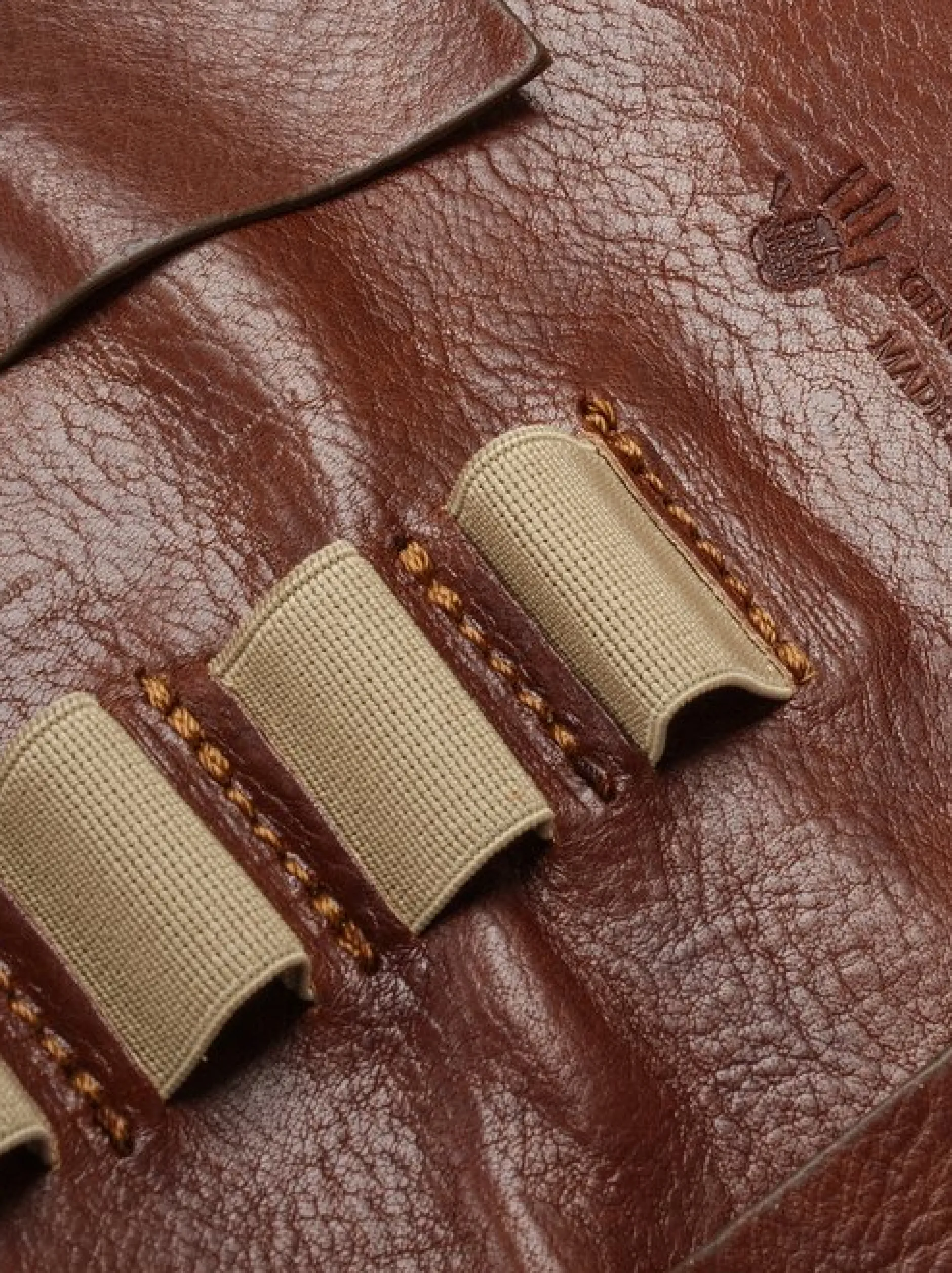piké Unisex Stiftrolle in braun