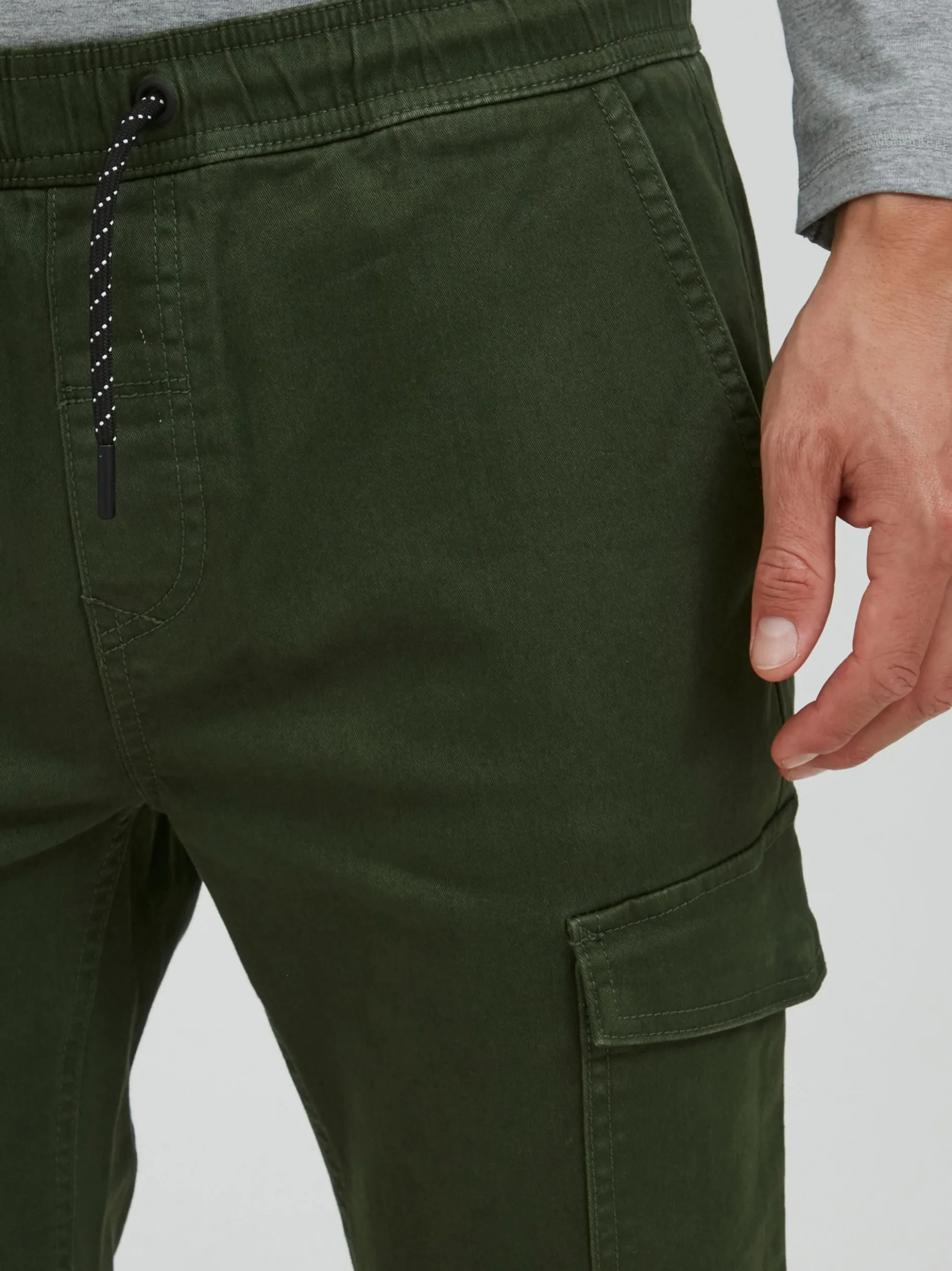 11 Project Herren Cargohose - PRGarik in grün