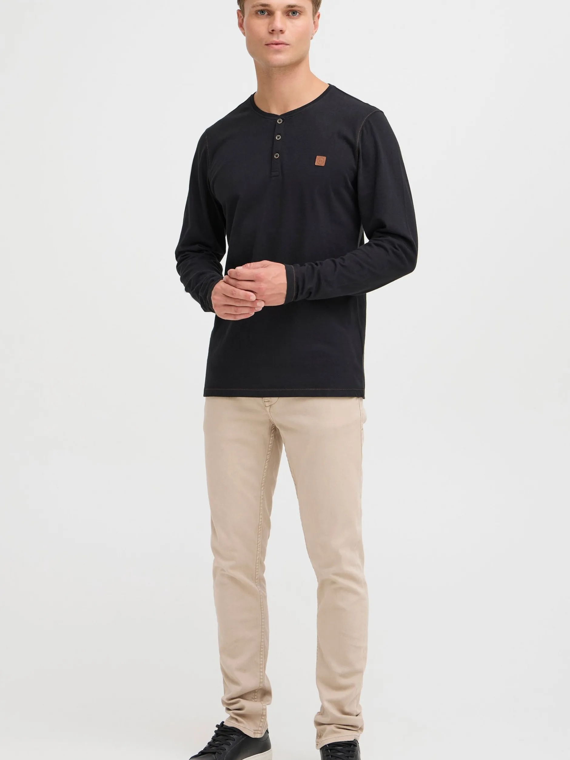 11 Project Herren Langarmshirt - PRBonso in schwarz