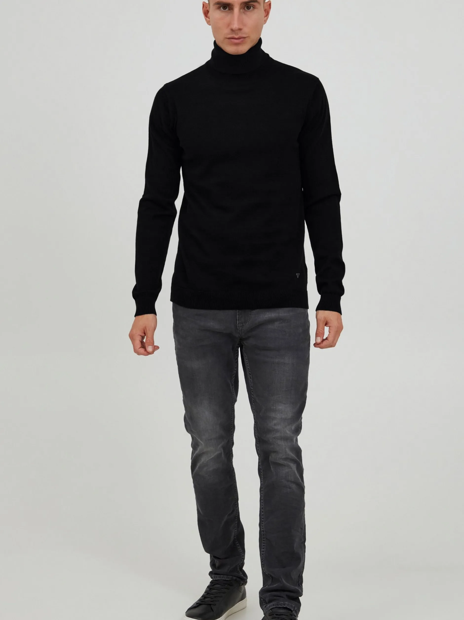 11 Project Herren Strickpullover - PRIngbert in schwarz