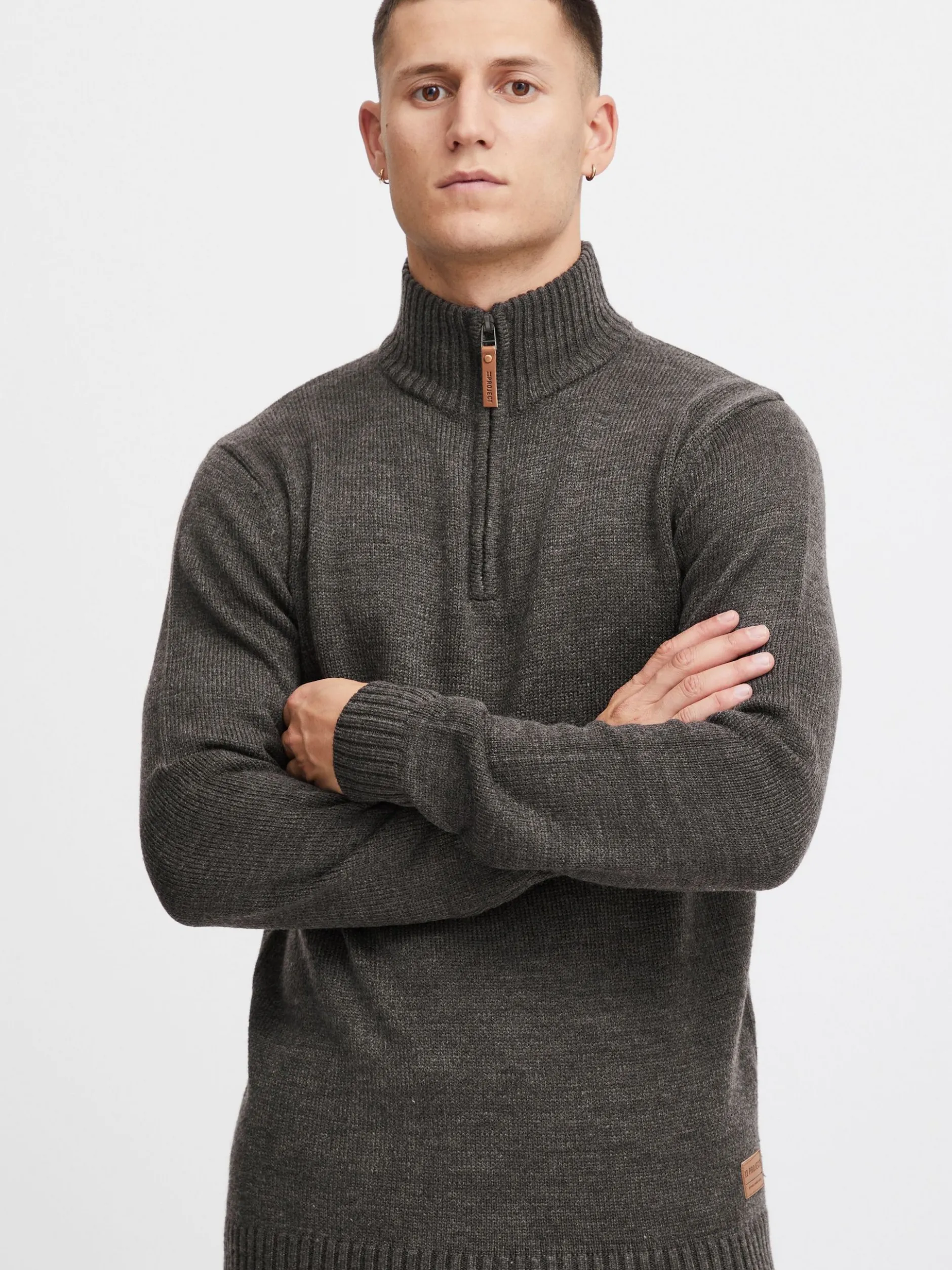 11 Project Herren Troyer - PRNoan in grau