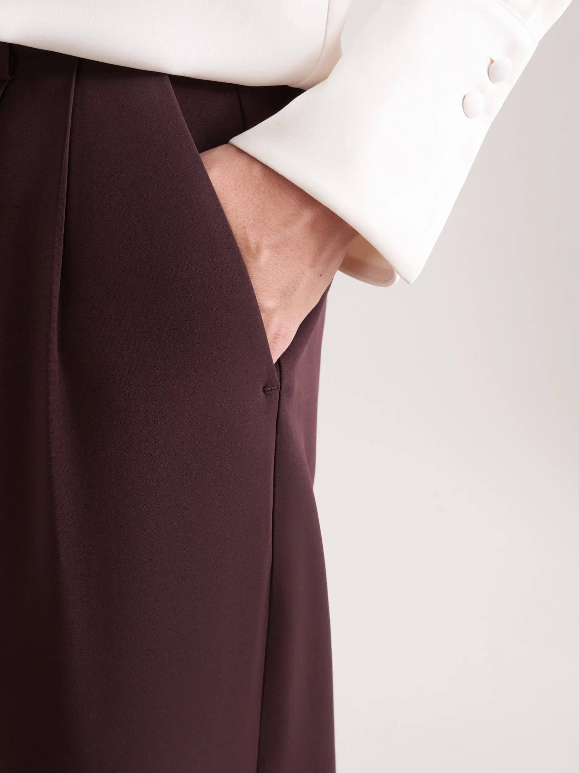 Seidensticker Damen Bundfaltenhose - Regular Fit in braun