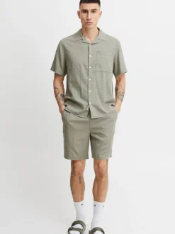 Solid Herren Shorts - SDAurelius in grün