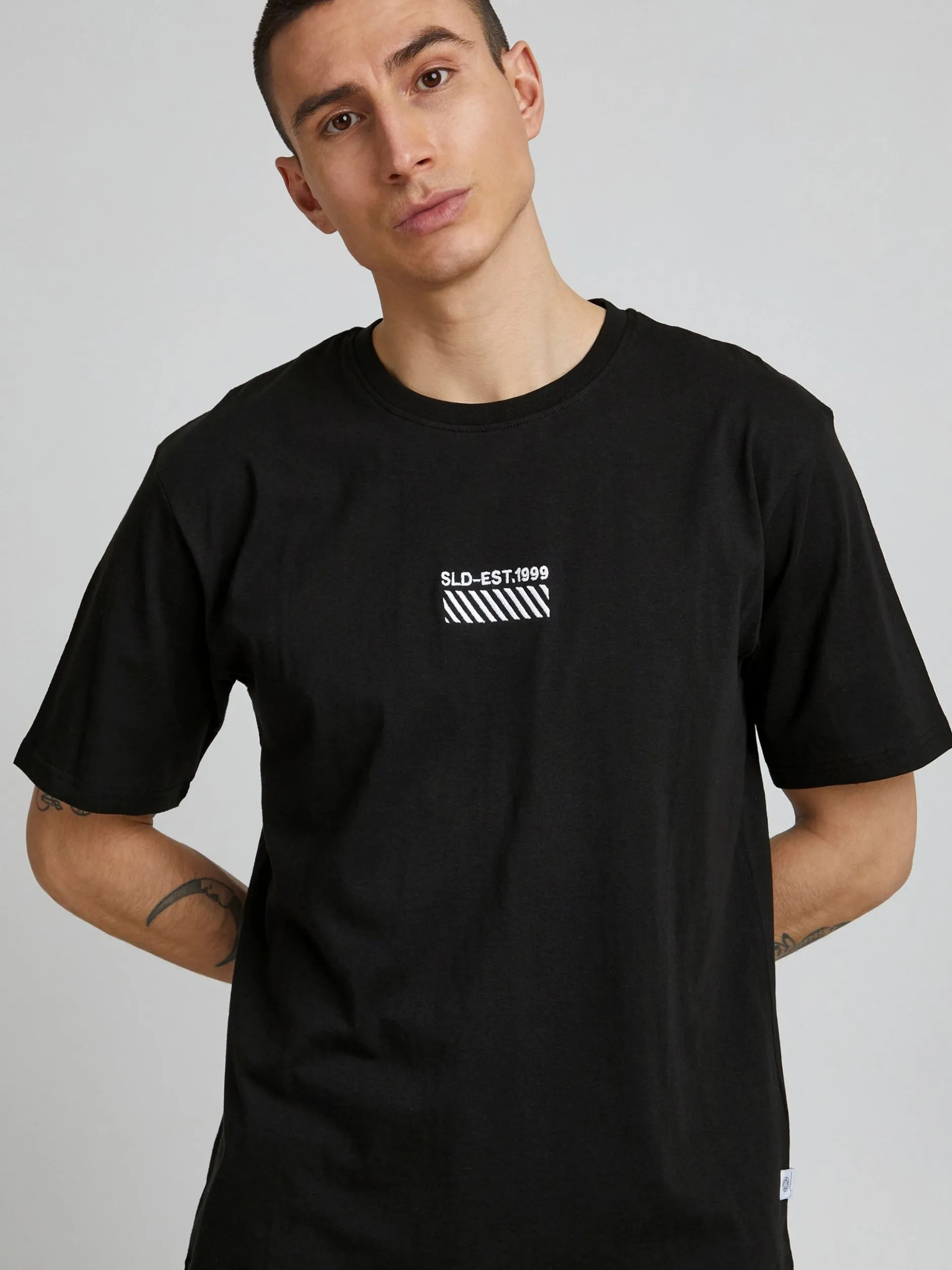 Solid Herren T-Shirt - SDRui in schwarz