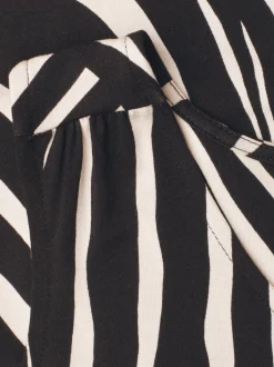 Street One Damen Top in schwarz ecru - Ärmel: ohne Arm