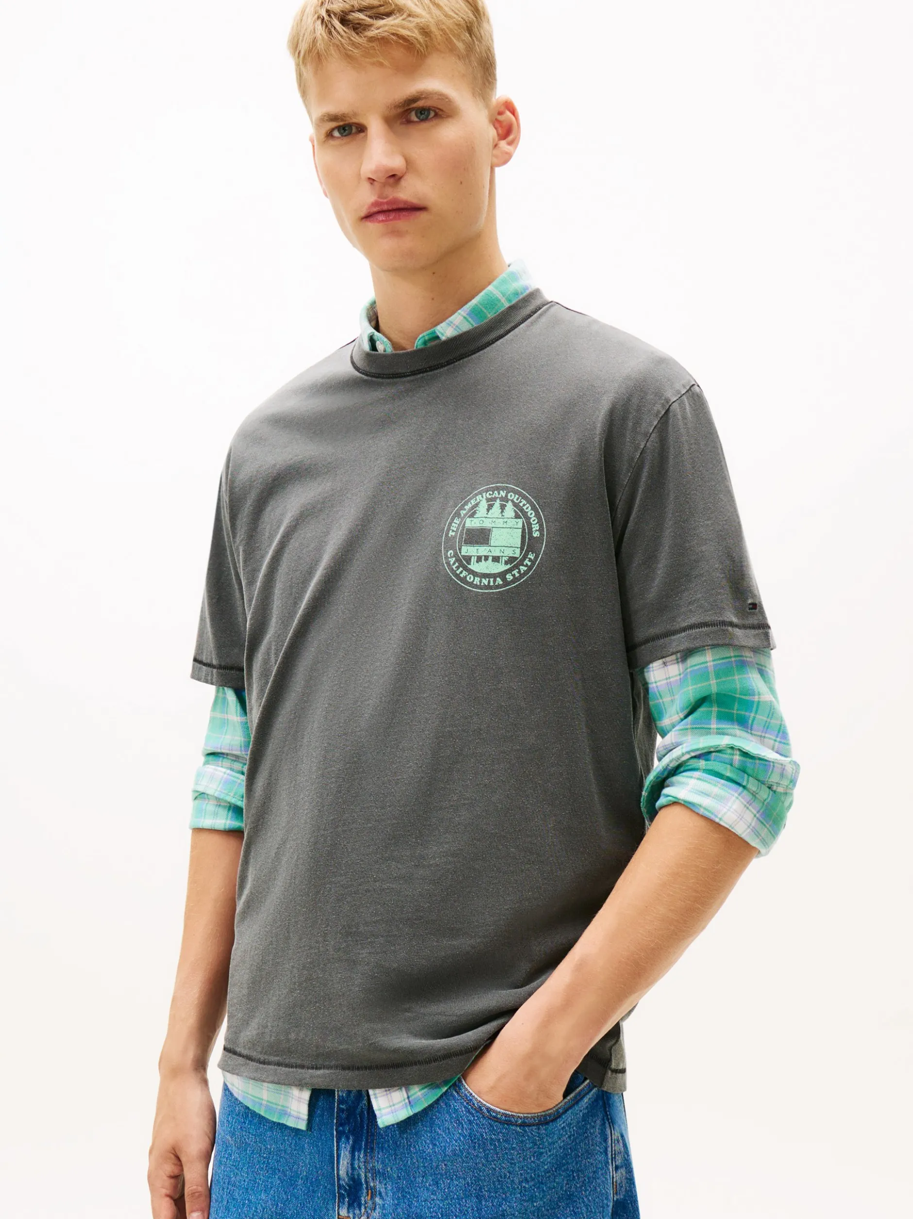 Tommy Jeans Herren T-Shirt in anthrazit mint