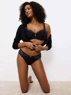Triumph Damen Slip - Wild Gardenia in schwarz