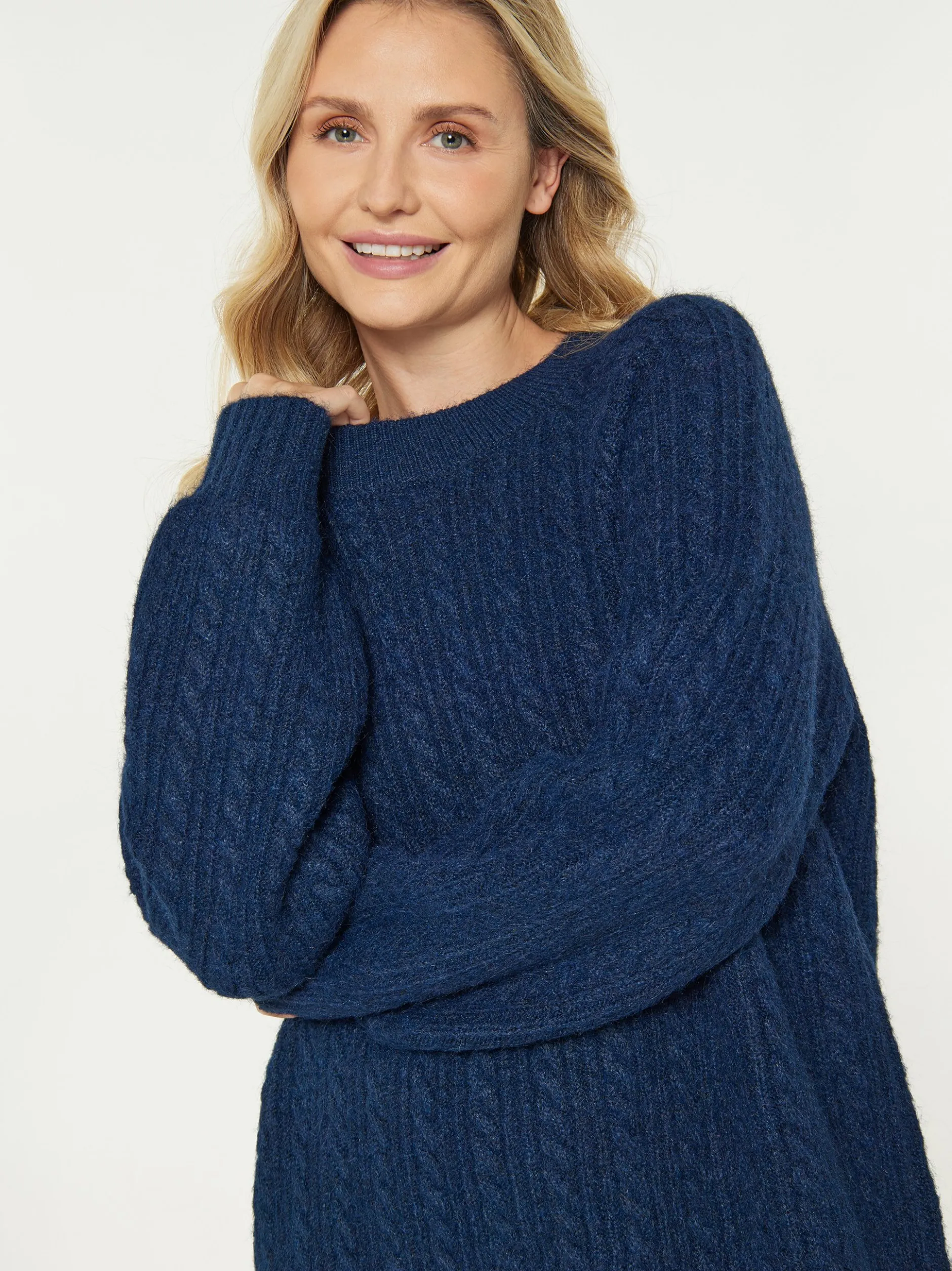 Usha Damen Kleid in blau - Ausschnitt: Rundhals