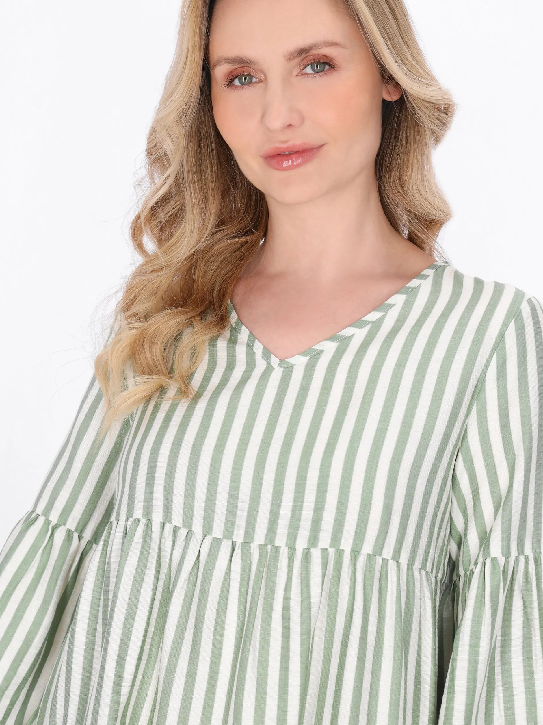 Usha Damen Kleid in mint - Länge: mittel
