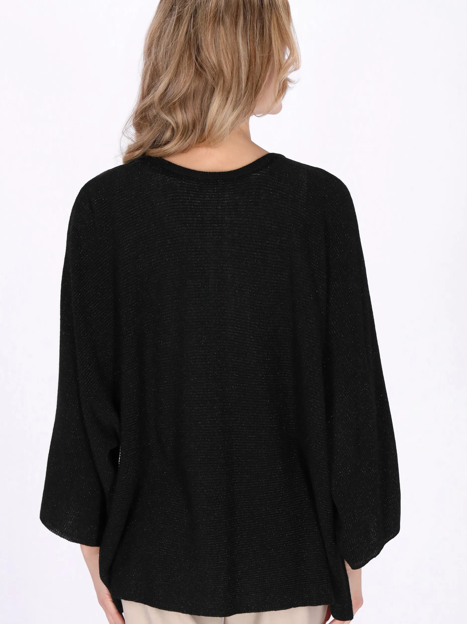 Usha Damen Strickjacke in schwarz - Ausschnitt: Rundhals