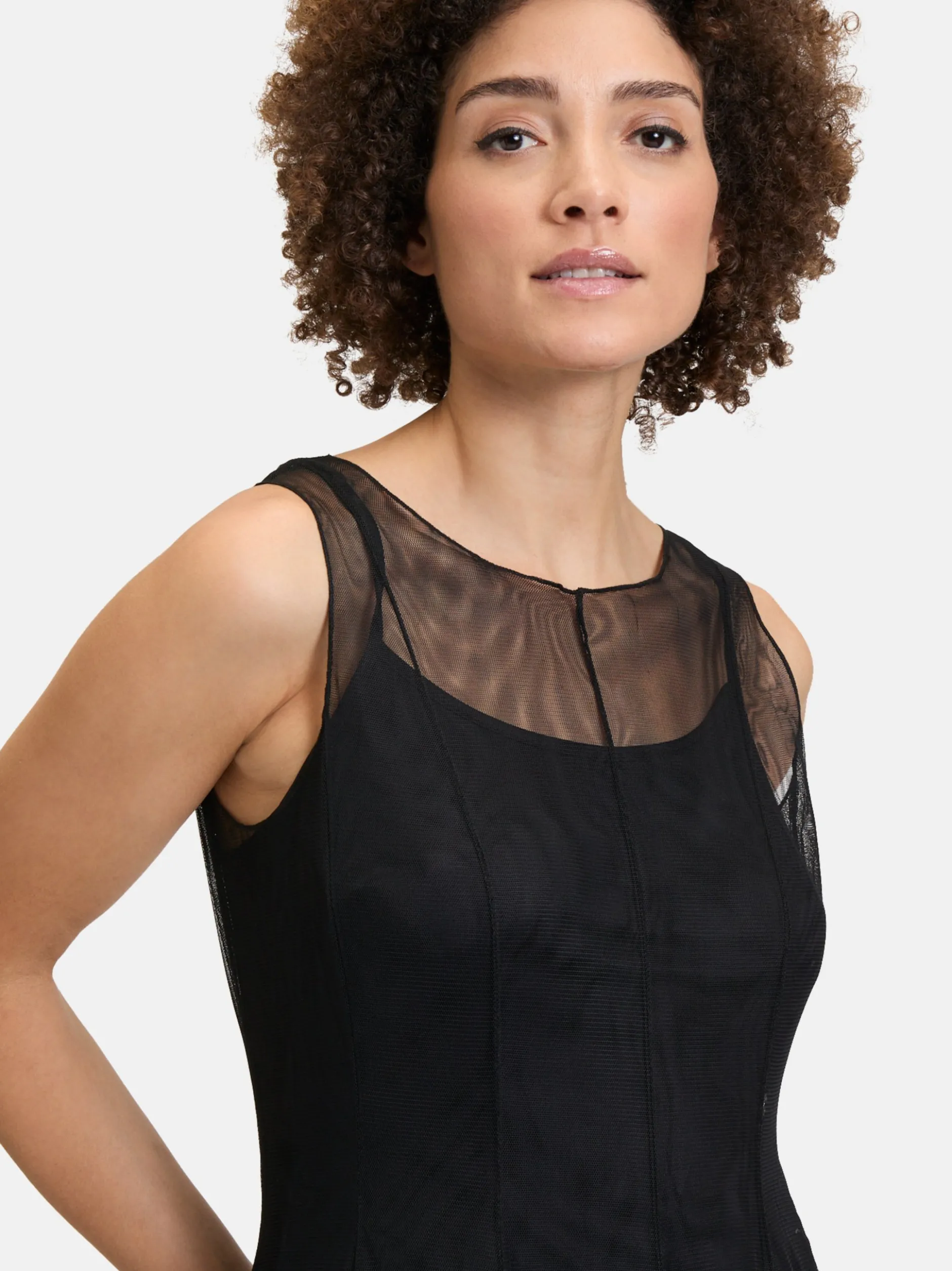 Vera Mont Damen Cocktailkleid in schwarz